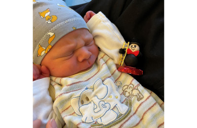 Um 02:01 Uhr erblickte unser erstes Neujahrsbaby Lennart das Licht der Welt.